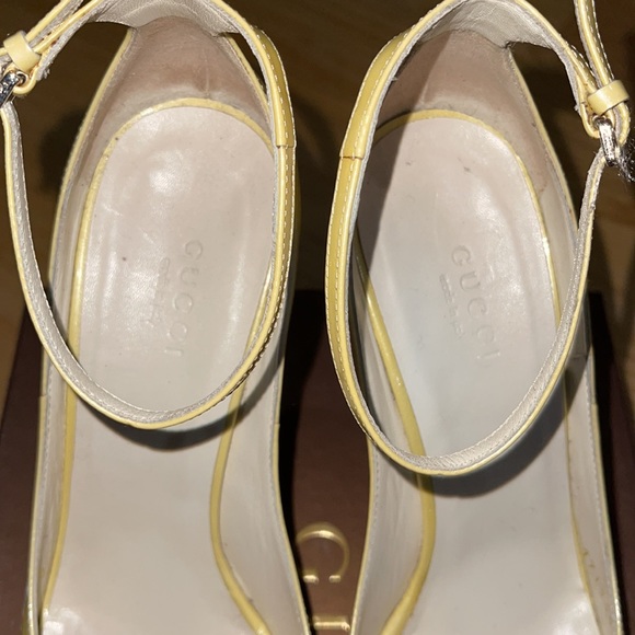 Gucci Sandals in their box. - Picture 5 of 8